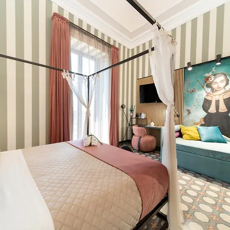 Roby's Boutique - Luxury Bed & Breakfast