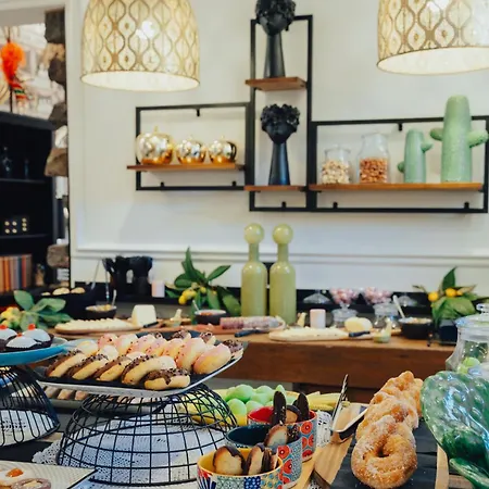 Roby's Boutique - Luxury Bed & Breakfast