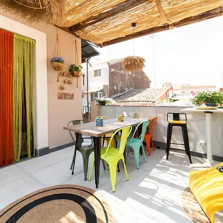 Roby's Boutique - Luxury