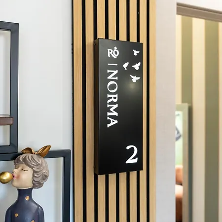 Roby's Boutique - Luxury 4*